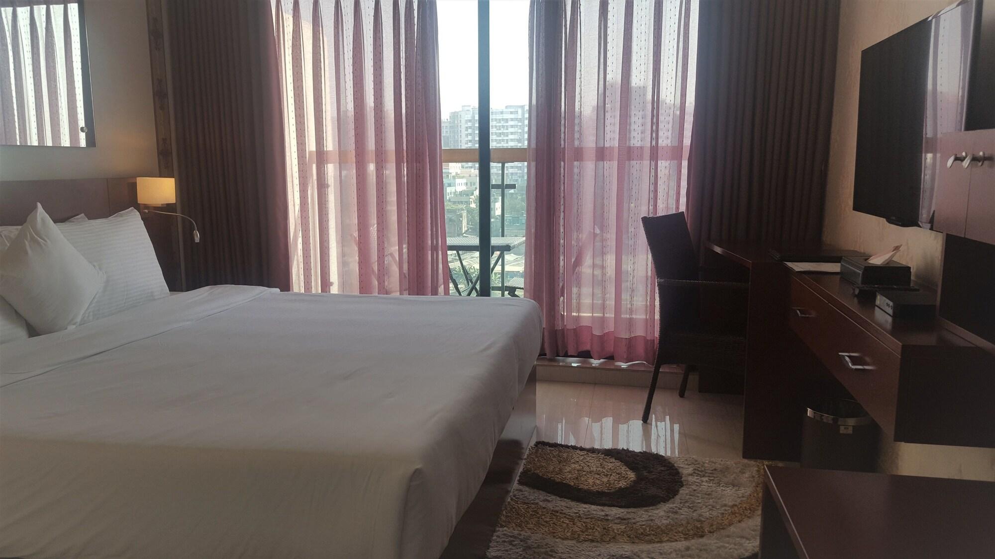 Coventina Lake Suites Дака Екстериор снимка